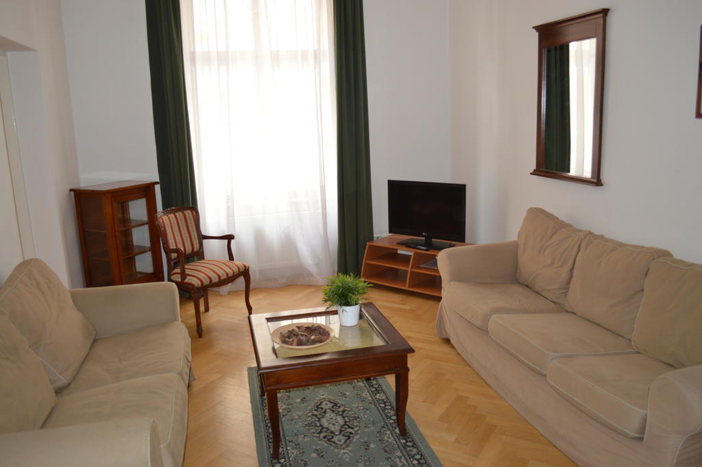 פראג Leo Apartments Old Town מראה חיצוני תמונה