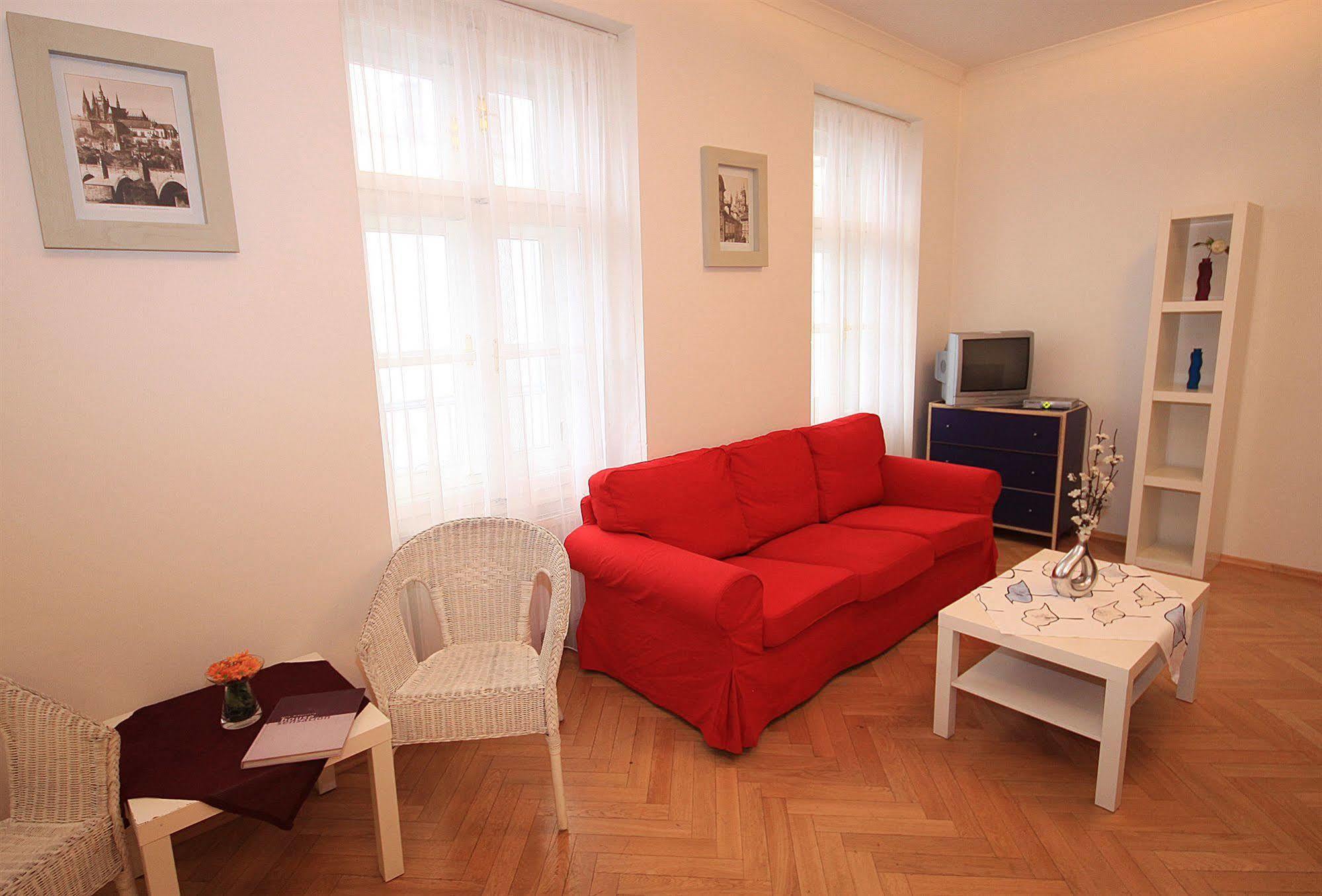 פראג Leo Apartments Old Town מראה חיצוני תמונה