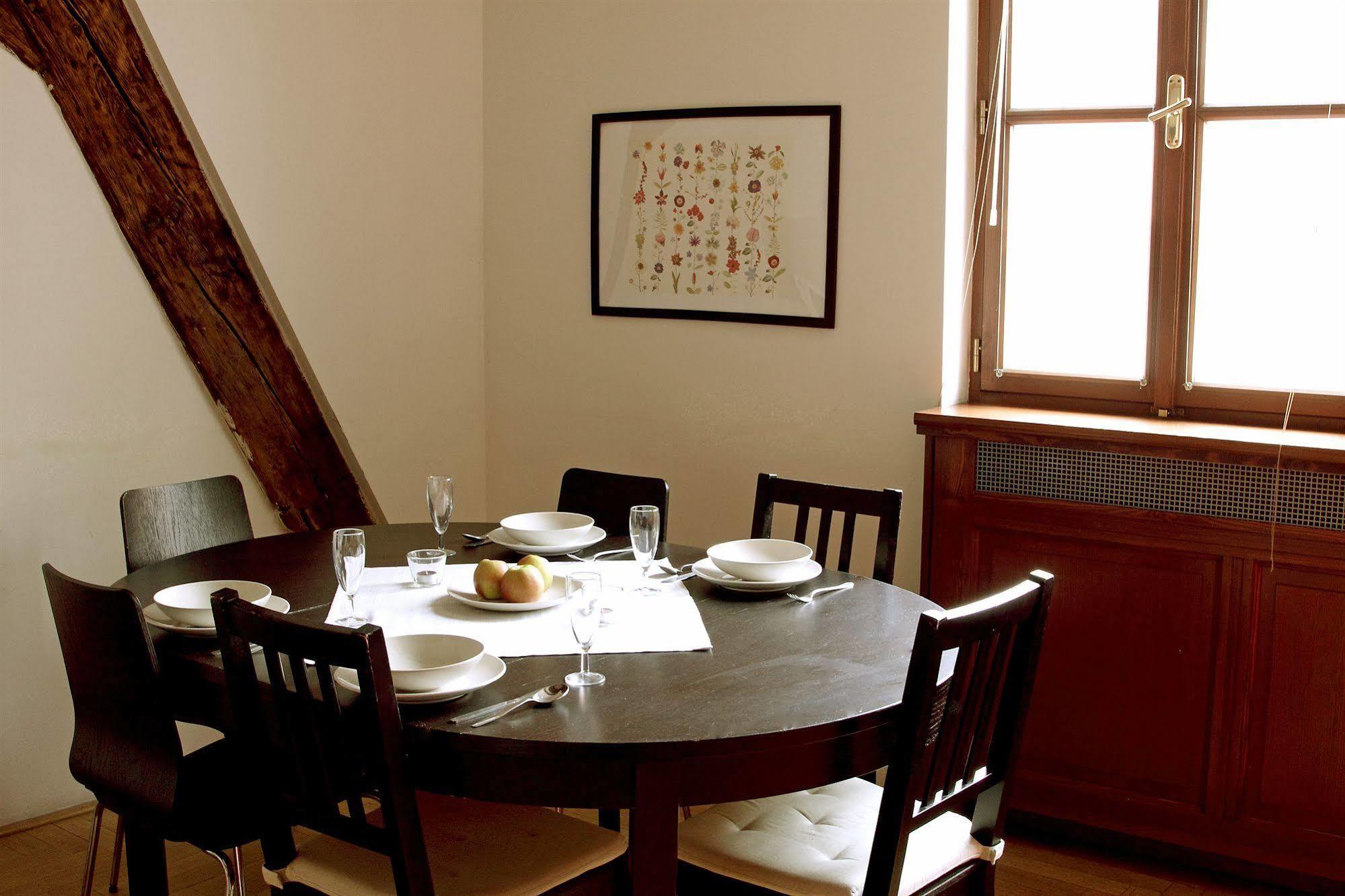פראג Leo Apartments Old Town מראה חיצוני תמונה